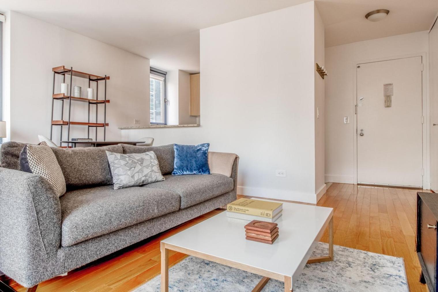 Midtown 1br W Doorman Gym Nr Times Square Nyc-1208 Apartment *