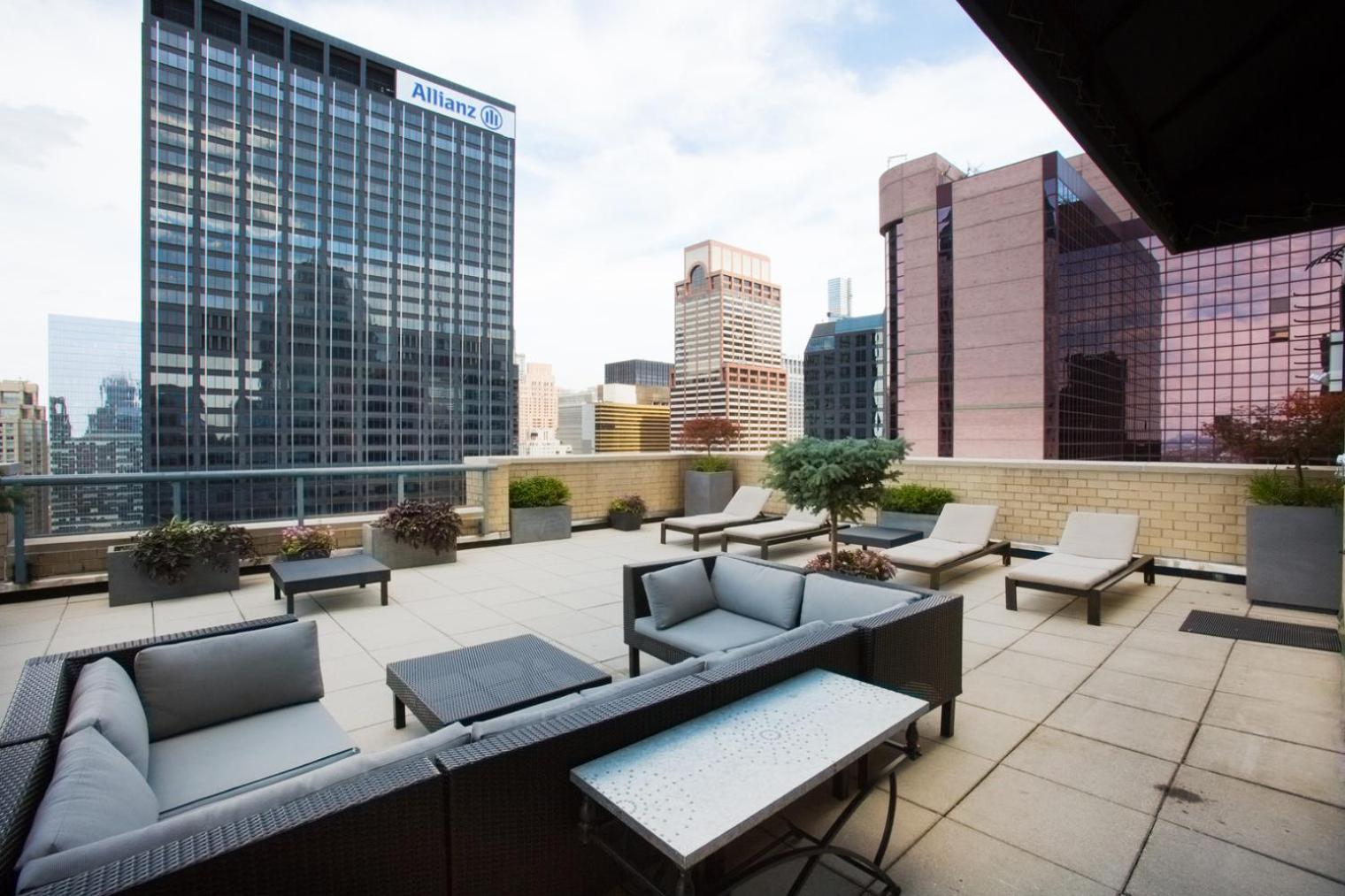 Midtown 1br W Doorman Gym Nr Times Square Nyc-1208 Apartment *