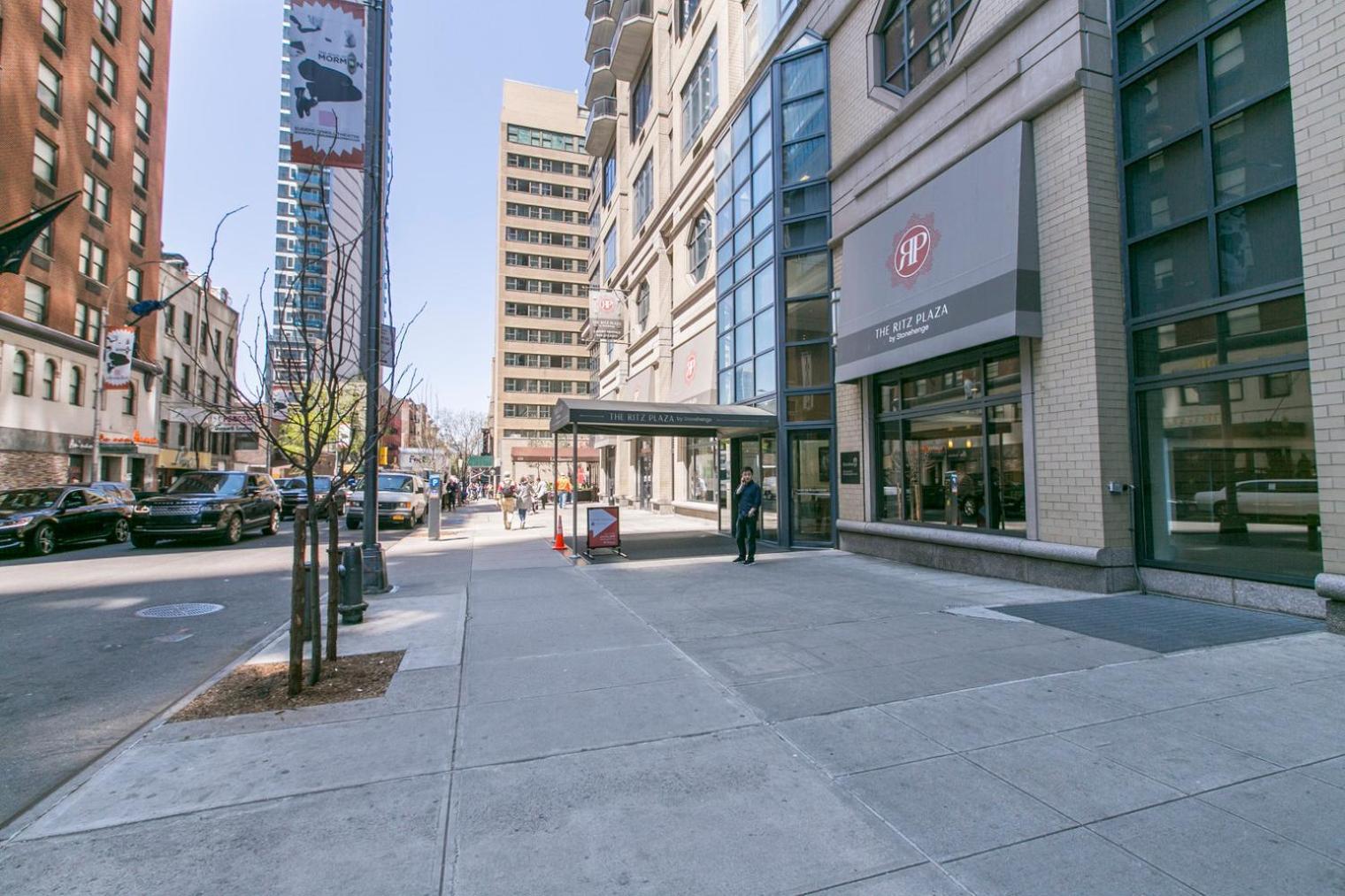 Midtown 1br W Doorman Gym Nr Times Square Nyc-1208 Apartment New York